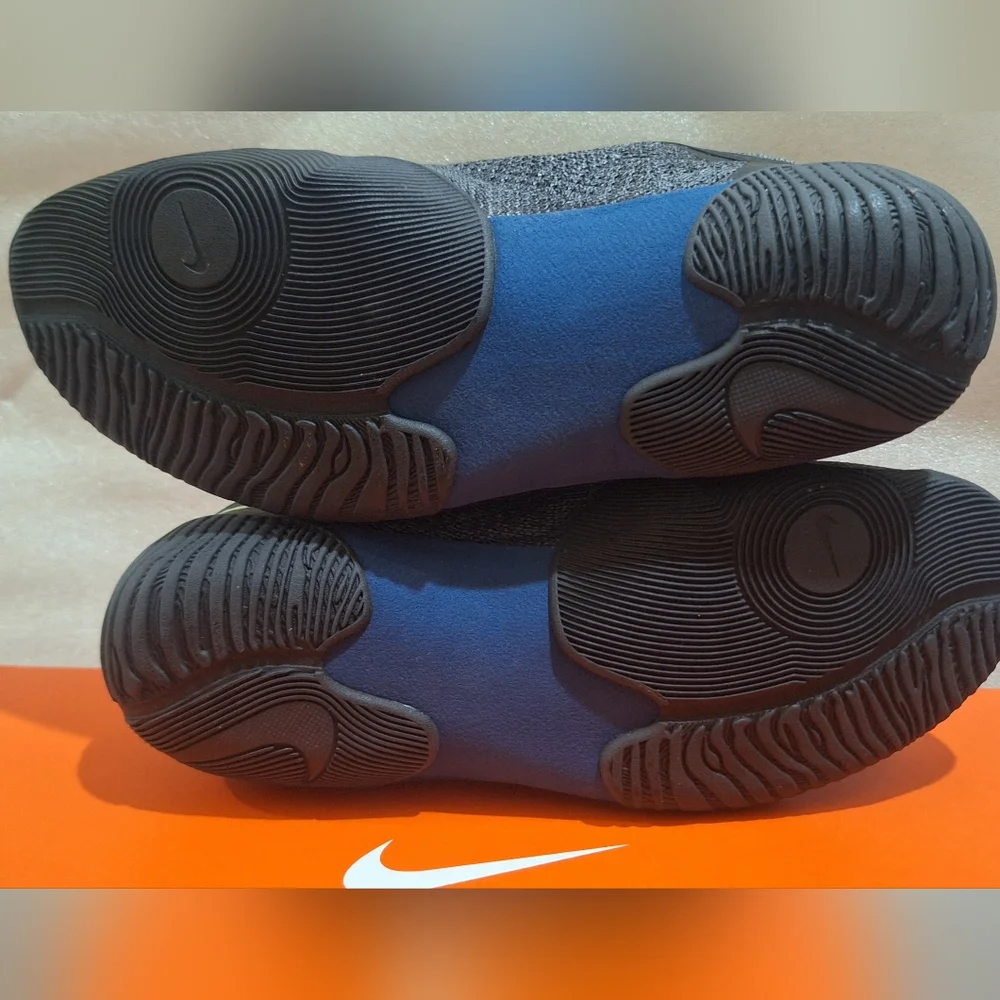 Nike Tawa Wrestling Sneakers